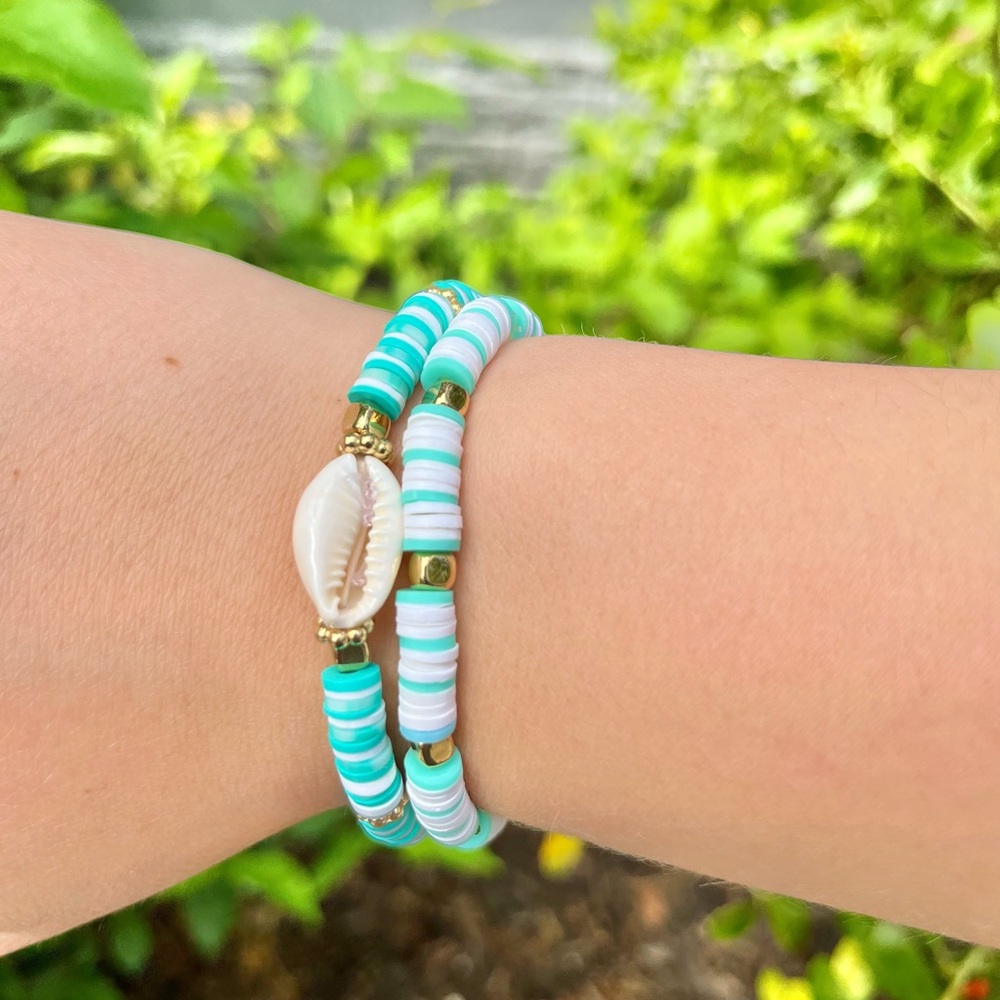 🐚🌸CLAY BEAD BRACELET SET FOR SUMMER🌸🐚 TURQUOISE GOLD AND WHITE